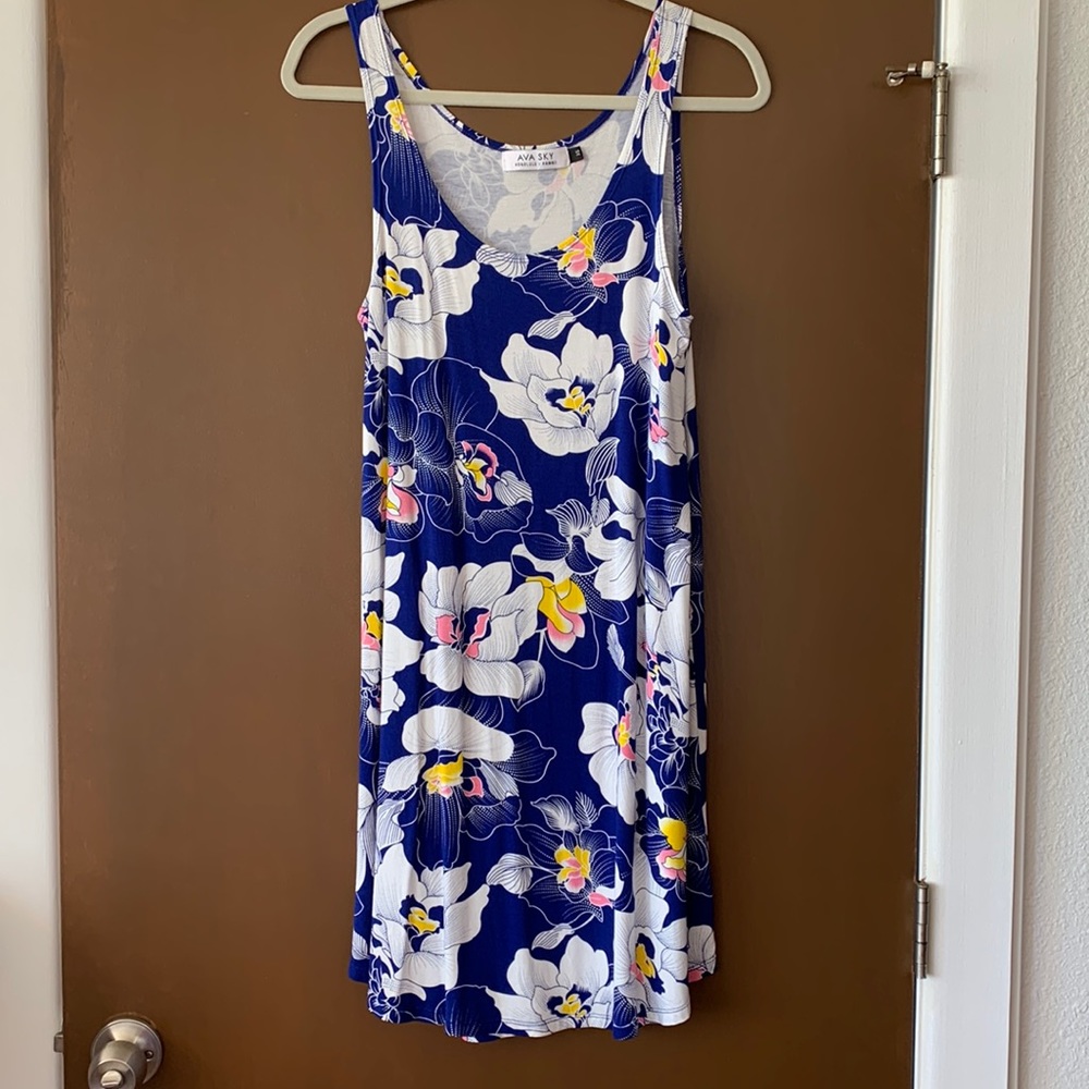 Ava Sky No sleeve Dress